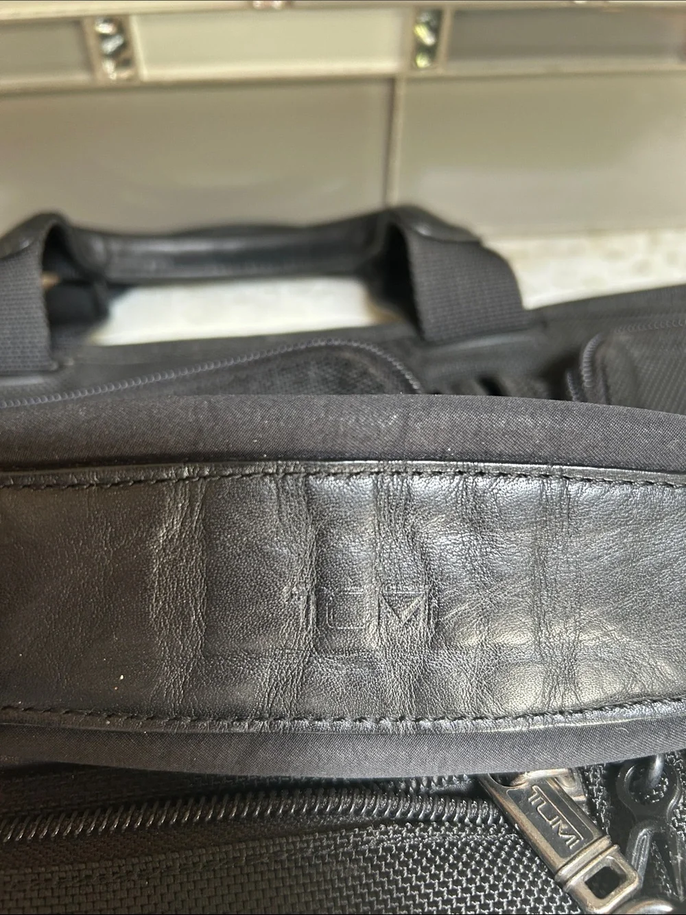 TUMI Expandable Laptop Briefcase 18x 13.5